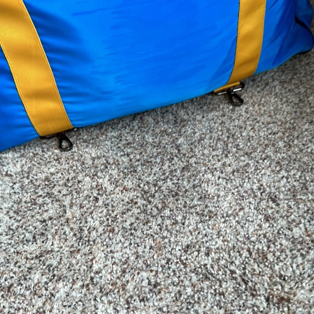 Brand New! Blue Perrouno Travel Dog Bed!